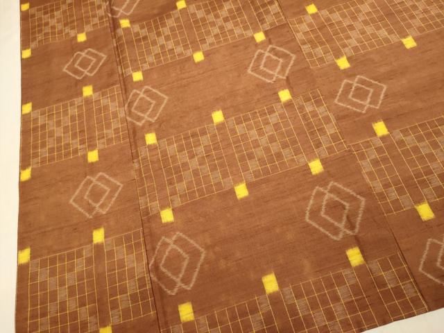 平和屋着物▽琉球紬 単衣 草木染 絣文様 大城カメ作 証紙付き 正絹 逸品 DABJ6551du