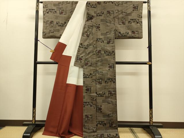 平和屋着物●本場大島紬 9マルキ 吉祥花文 正絹 逸品 DABJ6905du