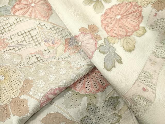 平和屋着物▼中国三大刺繍 スワトウ刺繍 汕頭刺繍 相良刺繍 総刺繍 訪問着 地紙飛鶴花文 正絹 逸品 DABJ7044fe