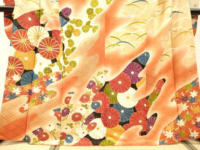 平和屋着物▼豪華振袖 駒刺繍 菊芝花文 暈し染 金彩 金通し地 正絹 逸品 DABJ7067fe