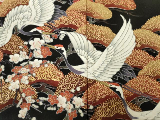 平和屋着物■豪華黒留袖 刺繍 飛鶴花松文 鴛鴦 暈し染め 金彩 正絹 逸品 DABJ9136ya