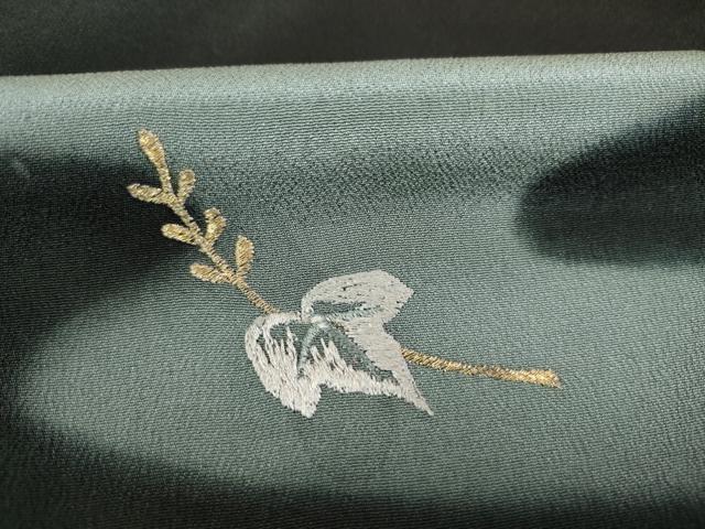 平和屋着物■豪華黒留袖 総刺繍 草葉文 暈し染め 金糸 正絹 逸品 DABJ9249ya