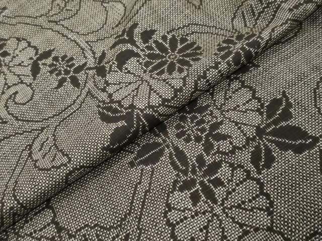 平和屋着物●本場大島紬 7マルキ 花唐草文 正絹 逸品 未使用 DABK0039ud