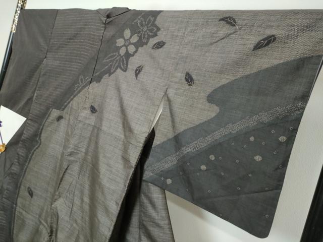 平和屋着物●本場大島紬 訪問着 手描き 9マルキ 流水草花文 正絹 逸品 DABK0170ud