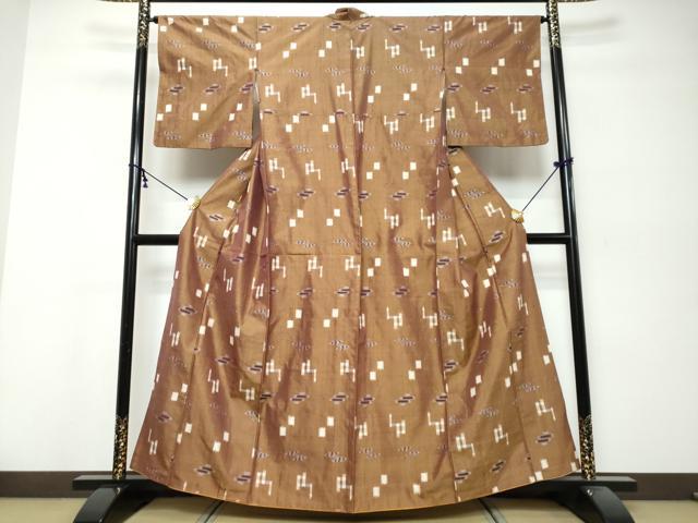 平和屋着物●本場琉球絣 紬 正絹 逸品 DABK0256ud