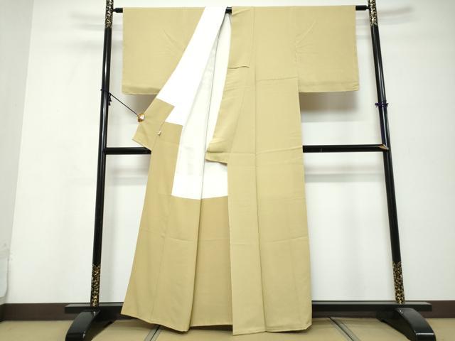 平和屋着物●上質な色無地 霞地紋 白橡色 松坂屋扱い 正絹 逸品 DABK0364ud