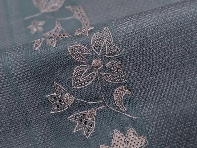 平和屋着物●中国三大刺繍 スワトウ刺繍 汕頭刺繍 本場大島紬 草花間道 正絹 逸品 未使用 DABK0591ud