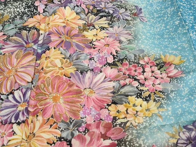 平和屋着物●紫綬褒章 巨匠『岩田専太郎』 振袖 駒刺繍 草花文 暈し染め 金彩 正絹 逸品 DABK0718ud