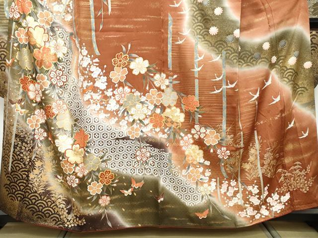 平和屋着物●豪華振袖 吉祥花蝶文 暈し染め 金彩 正絹 逸品 DABK0745ud