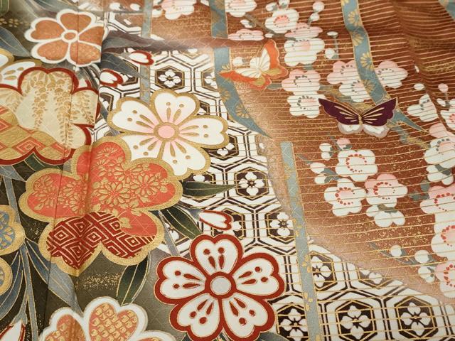 平和屋着物●豪華振袖 吉祥花蝶文 暈し染め 金彩 正絹 逸品 DABK0745ud