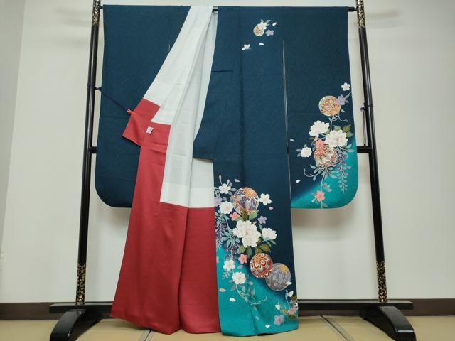 平和屋着物●豪華振袖 手毬草花文 暈し染め 金彩 京都きもの友禅扱い 正絹 逸品 DABK0754ud