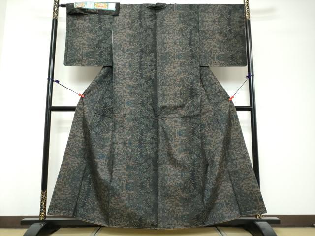 平和屋着物●本場大島紬 古代染色純泥染 枝葉間道 さが美扱い 証紙付き 正絹 逸品 未使用 DABK0817ud