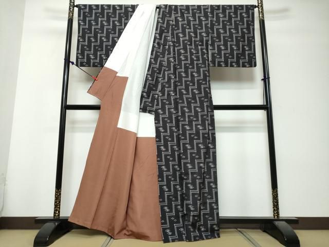 平和屋着物●本場琉球絣 紬 正絹 逸品 DABK0989ud