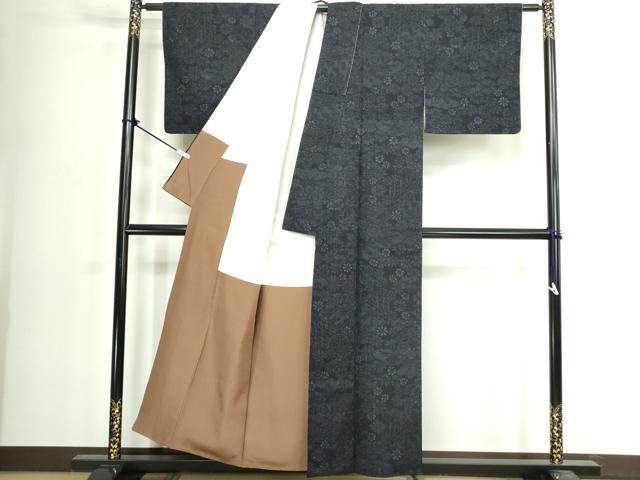 平和屋着物●本場結城紬 重要無形文化財 100亀甲 舞花文 正絹 逸品 DABK1163cd
