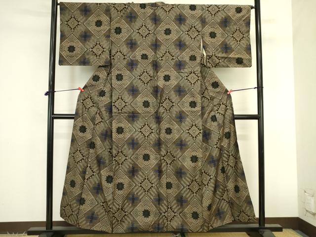 平和屋着物●本場大島紬 龍郷絣 花菱文 正絹 逸品 DABK2863op