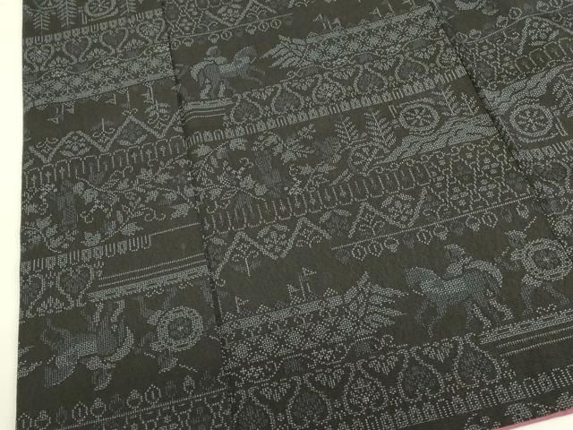 平和屋着物●本塩沢 110亀甲 横段エジプト花文 正絹 逸品 DABK2868op