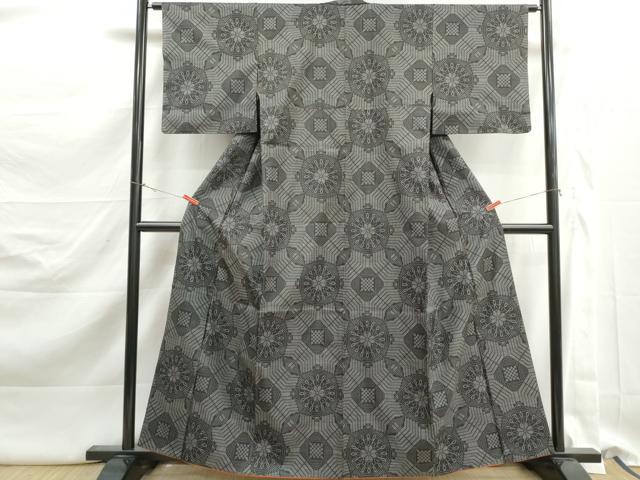 平和屋着物■本場大島紬 7マルキ 花菱文 正絹 逸品 DABK3156qa