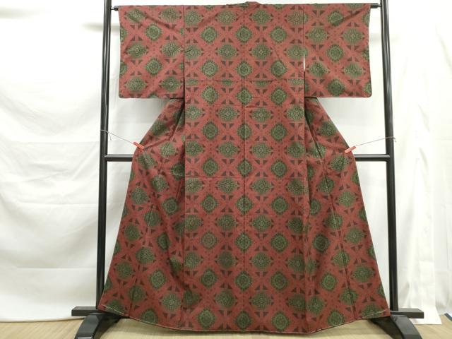 平和屋着物■本場大島紬 7マルキ 幾何学花文 正絹 逸品 未使用 DABK6166qa