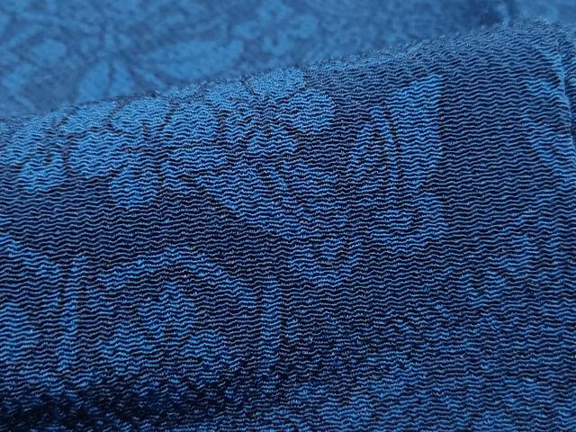 平和屋着物■上質な小紋 本藍 切嵌花蝶文 鬼しぼ縮緬 正絹 逸品 DABK6447qa