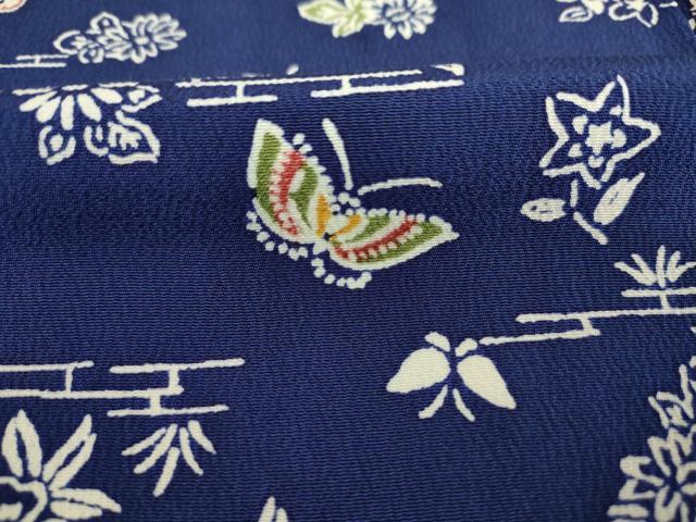 平和屋着物■上質な小紋 藍 型染め 舞蝶花文 正絹 逸品 DABK6645ya