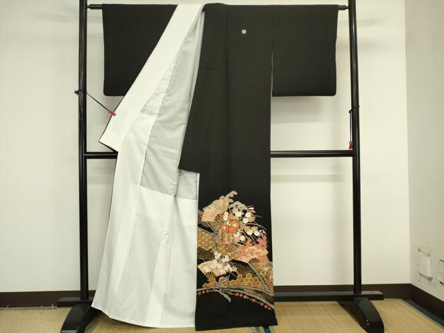 平和屋着物■豪華黒留袖 駒刺繍 扇面花車文 松竹梅 金彩 正絹 逸品 DABK6652ya
