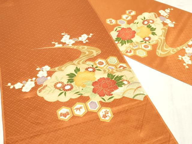 平和屋着物▼付下げ 反物 着尺 駒刺繍 亀甲草花文 金彩 十日町織物謹製 逸品 未使用 DABK9152zy