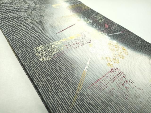 平和屋着物●日本画家 霜鳥忍の世界 両面 全通柄袋帯 名物裂花文 銀通し地 正絹 逸品 DABL5303ps