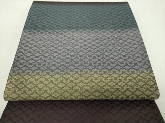 平和屋着物●日本画家 霜鳥忍の世界 両面 全通柄袋帯 名物裂花文 銀通し地 正絹 逸品 DABL5303ps