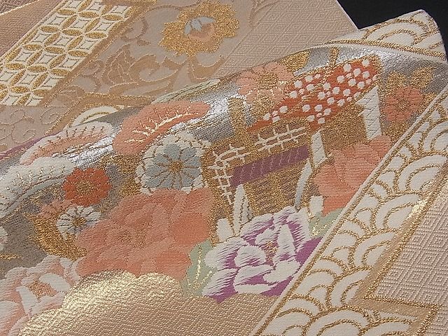 平和屋着物■六通柄袋帯 唐織 松皮菱御所車吉祥花文 プラチナ箔二重織 逸品 dy5567
