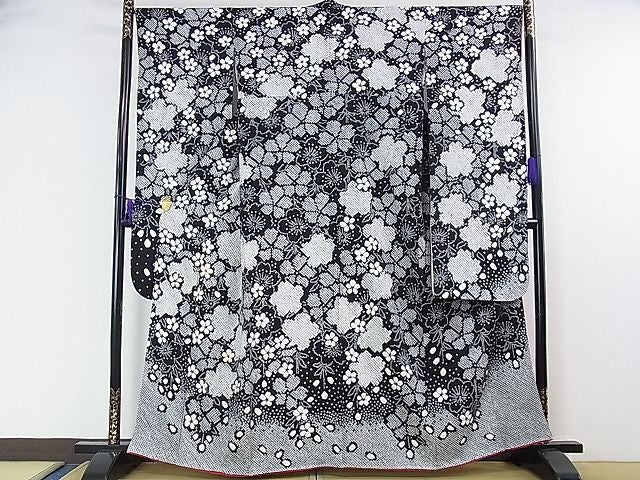 平和屋本店■極上 振袖・長襦袢(無双仕立て)セット 駒刺繍 絞り 舞桜 黒地 逸品 DZAA0848kh4 - 平和屋