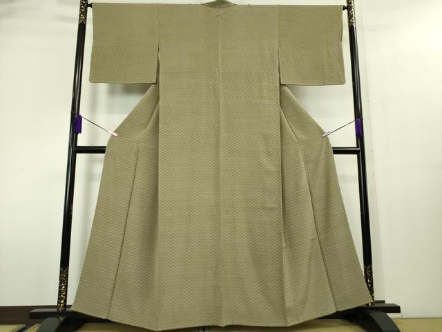 平和屋本店■極上 人間国宝 小宮康孝 江戸小紋 菊菱 西武百貨店扱い 肥後煤竹色地 反端・重ね衿付き 逸品 DZAA0992kh5 - 平和屋
