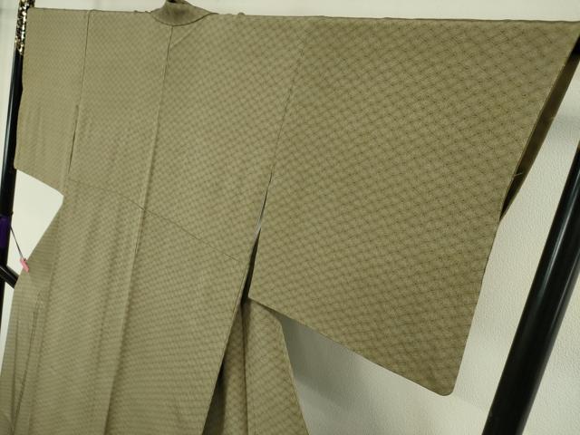 平和屋本店■極上 人間国宝 小宮康孝 江戸小紋 菊菱 西武百貨店扱い 肥後煤竹色地 反端・重ね衿付き 逸品 DZAA0992kh5 - 平和屋