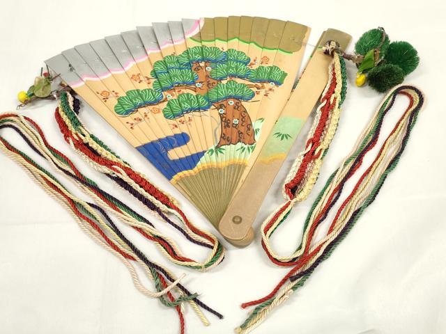 平和屋本店■和装小物 檜扇 十ニ単用 扇子 手描き 松竹梅 平安装束 六色飾り紐 糸花付き 逸品 DZAA11501kh5