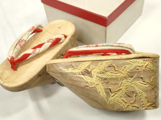 平和屋本店●和装小物 ぽっくり下駄 こっぽり・おこぼ下駄 畳表 金蒔絵 千羽鶴 白木 箱付き 逸品 DZAA11506kh5