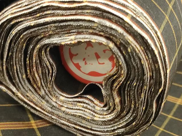 平和屋本店●極上 本場黄八丈 黒八丈 平織 紬 反物 着尺 格子 三越扱い 逸品 未使用 DZAA11759kh6
