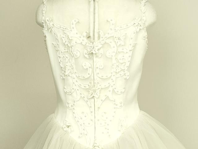 平和屋本店●極上 ウェディングドレス 婚礼 結婚式 披露宴 花嫁 ORNER ビーズ レース 刺繍 チュール 逸品 DZAA12427kh6