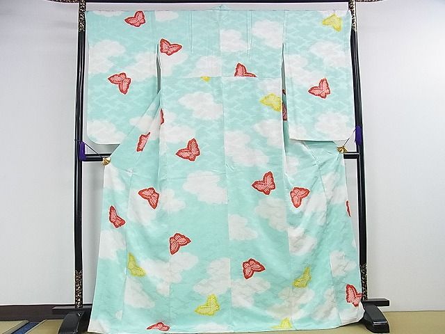 平和屋本店■極上 京都老舗銘店・に志田 小振袖・長襦袢(無双仕立て)セット 絞り雲に蝶 浅葱色地 たとう紙付き 逸品 DZAA1281kh4 - 平和屋