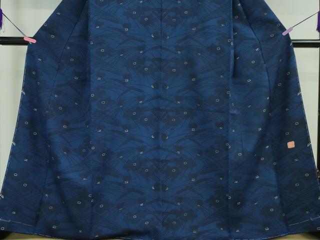 平和屋本店■希少 人間国宝 玉那覇有公 本場琉球紅型 小紋 菊 夏虫 逸品 未使用 DZAA2049kh4 - 平和屋