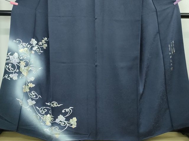 平和屋本店■極上 金彩友禅 卓越技能者・名工・和田光正 訪問着 葡萄唐草文 深縹色地 暈し染め 金銀彩 逸品 DZAA2223kh4 - 平和屋