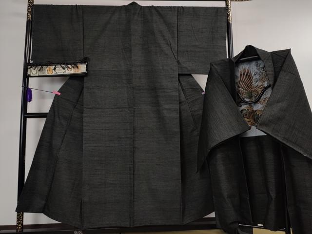 平和屋本店■極上 男性 結城紬 アンサンブル 真綿結城紬 総詰め 総絣 羽裏・鷹 黒紅色地 証紙付き 逸品 DZAA2494kh5 - 平和屋