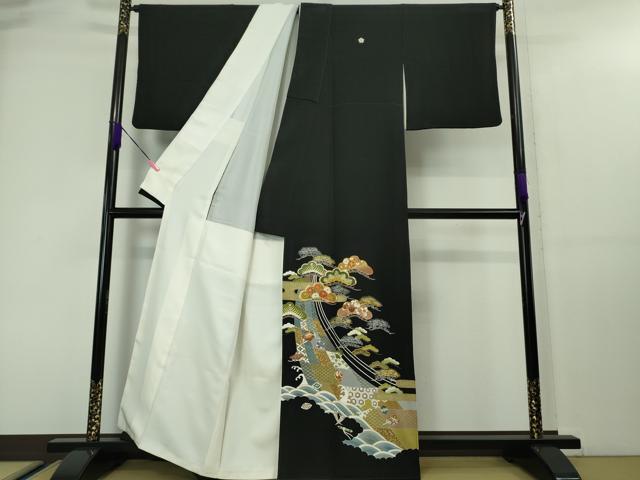 平和屋本店■極上 創業460年・千總 黒留袖 誰が袖好み 駒刺繍 宝尽くし松文 金彩 高島屋扱い 逸品 DZAA4044