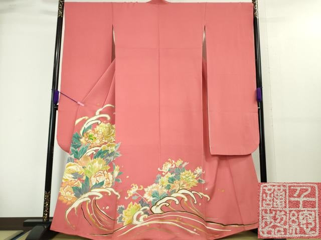 平和屋本店●極上 創業460年・千總 振袖 刺繍 立波花文 韓紅色地 金糸 松坂屋染織名作展 逸品 DZAA4062kh6