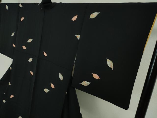 平和屋本店■極上 創業460年・千總 小紋 舞葉文 黒地 金彩 逸品 DZAA4325kh5