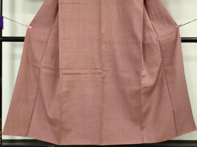 平和屋本店●極上 本場結城紬 重要無形文化財 奥順謹製 色無地 長春色 証紙付き 逸品 DZAA4413kh5