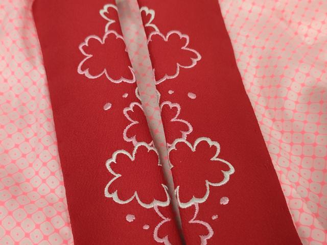 平和屋本店■極上 七五三 女の子 7歳 祝着・襦袢(半衿刺繍)セット 舞蝶花文 金彩 洗える着物 逸品 DZAA4669kh5
