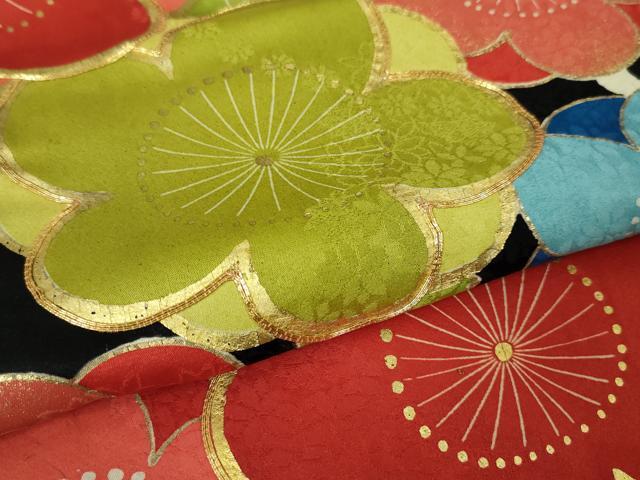 平和屋本店■極上 セミアンティーク 大正ロマン 振袖 駒刺繍 観世水 梅 黒地 金彩 逸品 DZAA4845kh5