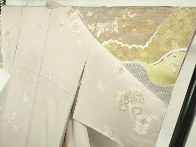 平和屋本店●極上 創業460年・千總 訪問着 刺繍 吉祥花文 薄梅鼠色地 金彩 松坂屋扱い 逸品 未使用 DZAA4958kh5