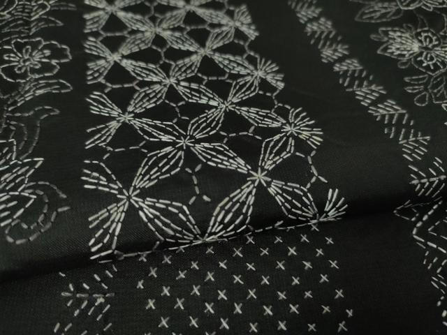 平和屋本店■極上 本場縞大島紬 刺し子 総刺繍 名物裂花文 黒地 証紙付き 逸品 DZAA5770kh5