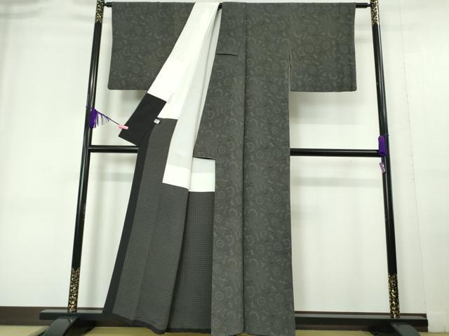 平和屋本店■極上 重要無形文化財 人間国宝 中村勇二郎 江戸小紋 古代菊 黒地 鬼しぼ縮緬 逸品 DZAA5996kh5