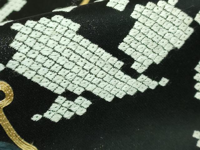 平和屋本店■極上 六通柄袋帯 駒刺繍 総刺繍 雪輪宝尽くし 黒地 金糸 逸品 DZAA6065kh5
